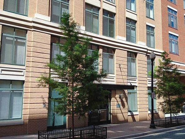 1205 Garfield Street 808, Arlington VA 22201