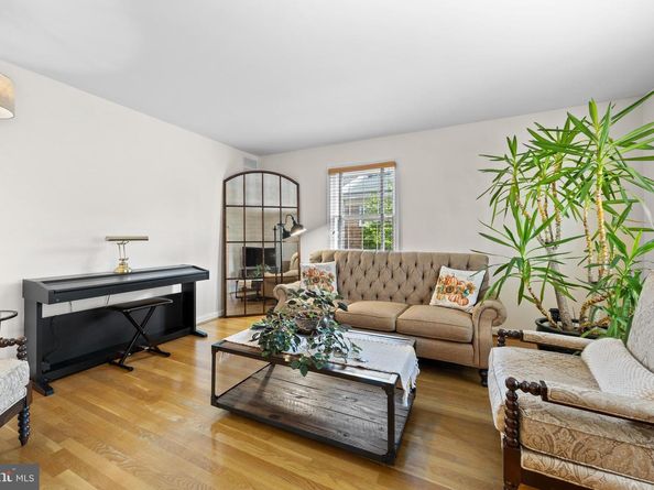 9314 Marycrest Street, Fairfax VA 22031
