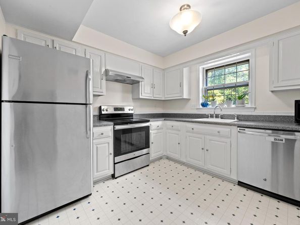 9314 Marycrest Street, Fairfax VA 22031