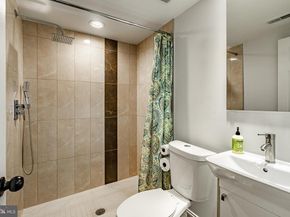 630 Dudley Street, Philadelphia PA 19148