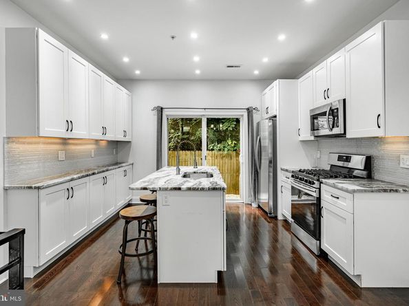 630 Dudley Street, Philadelphia PA 19148
