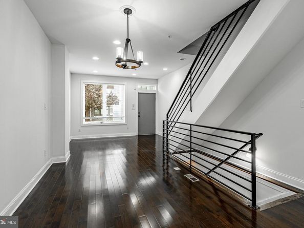 630 Dudley Street, Philadelphia PA 19148