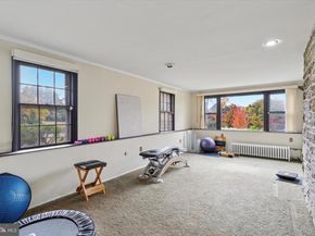 1 Latham Park, Elkins Park PA 19027