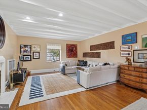 1 Latham Park, Elkins Park PA 19027