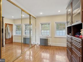 1 Latham Park, Elkins Park PA 19027