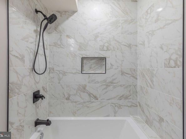 1237 Oates Street NE A, Washington DC 20002
