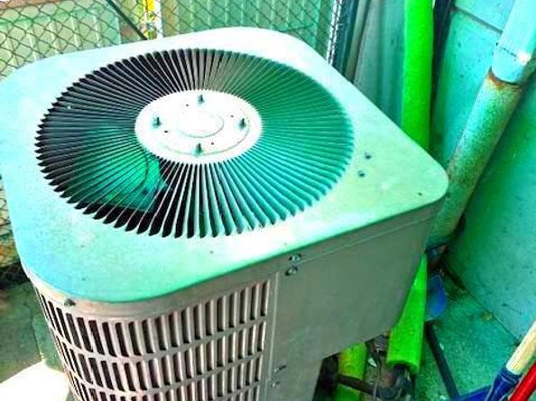 6604 Harley Street, Philadelphia PA 19142