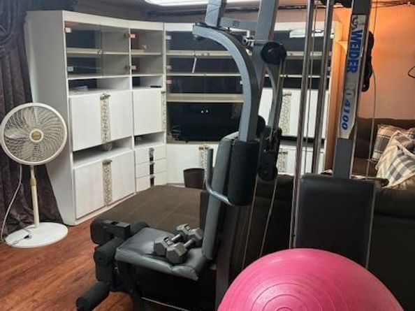 6604 Harley Street, Philadelphia PA 19142