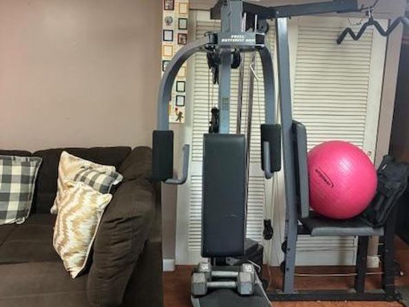 6604 Harley Street, Philadelphia PA 19142