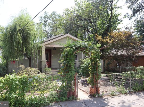 3209 E Street SE, Washington DC 20019