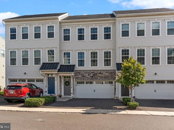 2234 Evin Drive, Warrington PA 18976