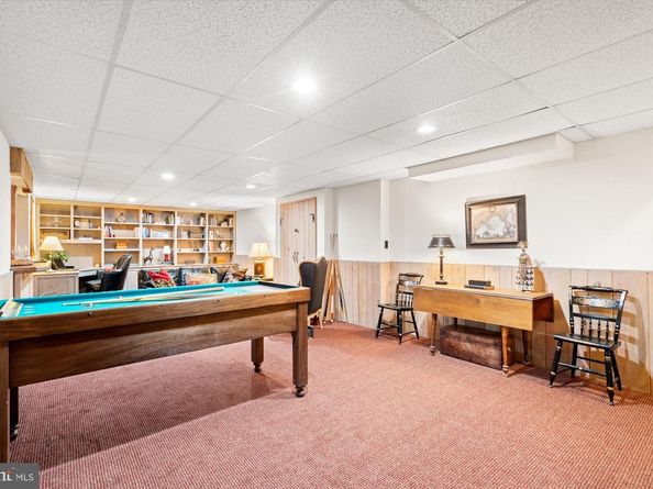 5813 Bent Twig Road, Mclean VA 22101