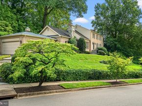 5813 Bent Twig Road, Mclean VA 22101