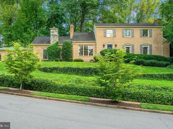 5813 Bent Twig Road
