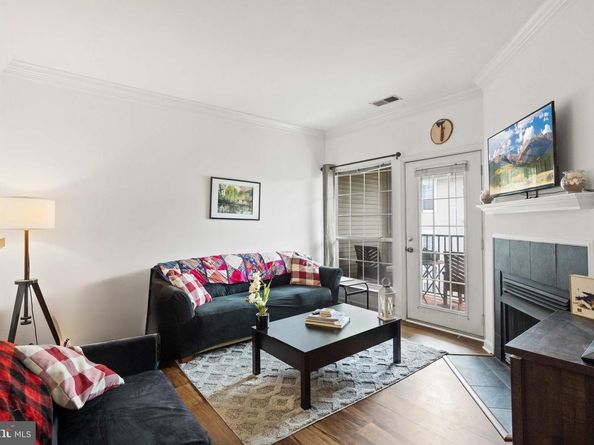 4860 Eisenhower Avenue 482, Alexandria VA 22304