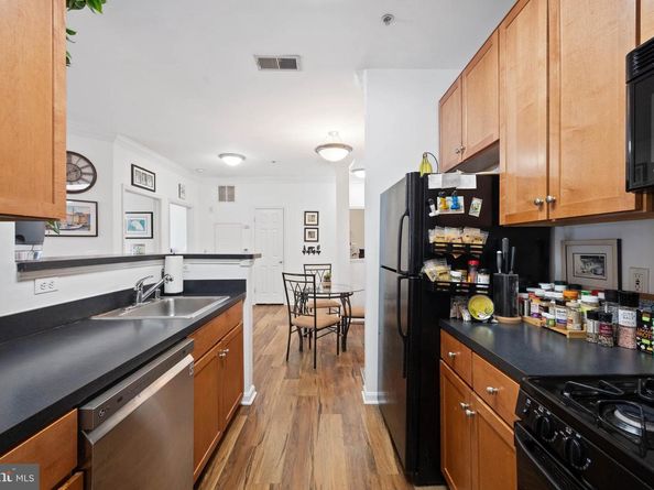 4860 Eisenhower Avenue 482, Alexandria VA 22304