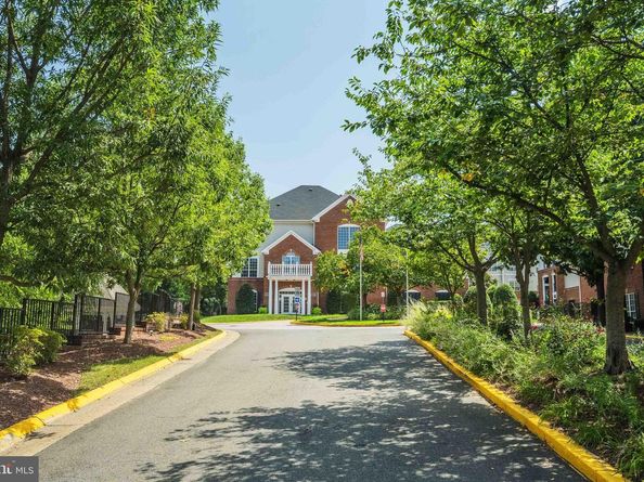 4860 Eisenhower Avenue 482, Alexandria VA 22304