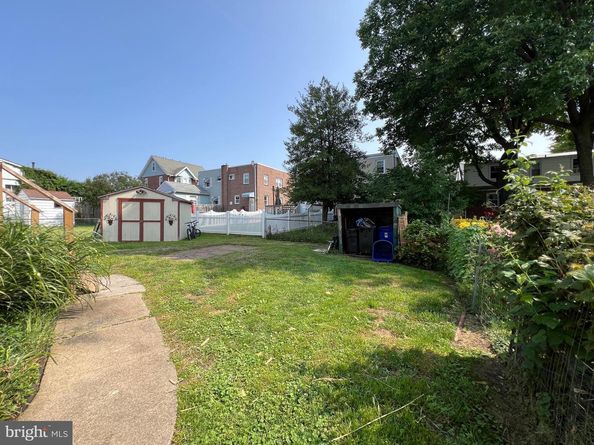 222 Ridley Avenue, Folsom PA 19033