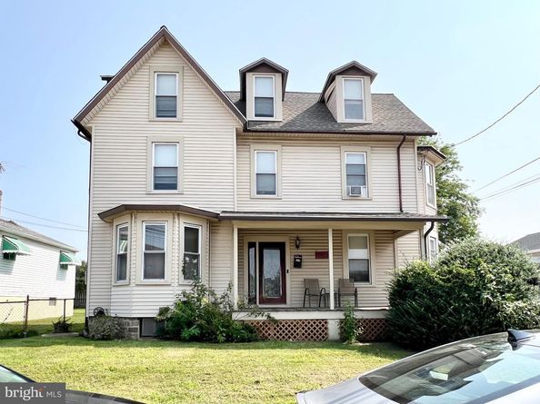 222 Ridley Avenue, Folsom PA 19033