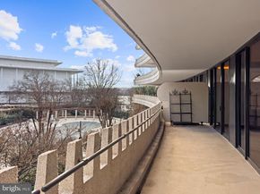 700 New Hampshire Avenue NW 303, Washington DC 20037