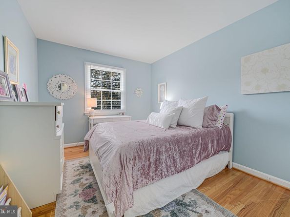 1146 Wimbledon Drive, Mclean VA 22101