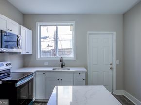 2115 Reed Street, Philadelphia PA 19146