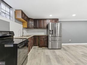 4524 Robbins Avenue, Philadelphia PA 19135