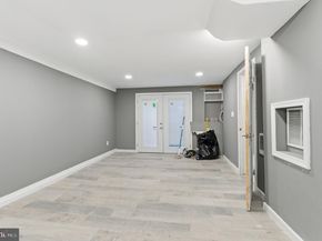 4524 Robbins Avenue, Philadelphia PA 19135