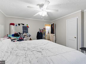 4524 Robbins Avenue, Philadelphia PA 19135