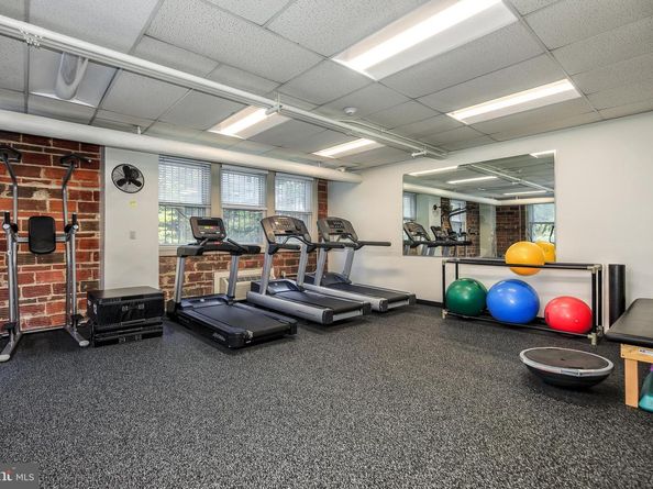 4000 Cathedral Avenue NW 736B, Washington DC 20016