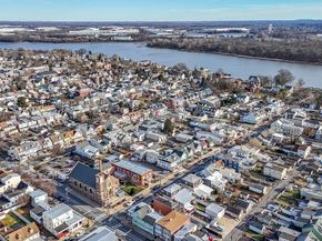 368 Dorrance Street, Bristol PA 19007