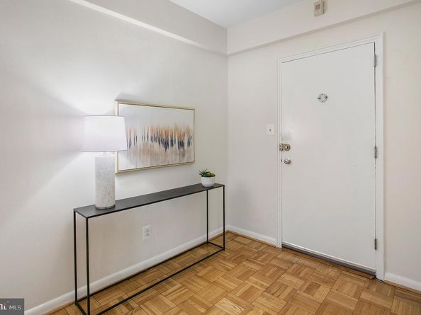 2500 Q Street NW 411, Washington DC 20007