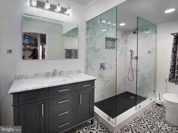 3900 Ford Road 21E, Philadelphia PA 19131