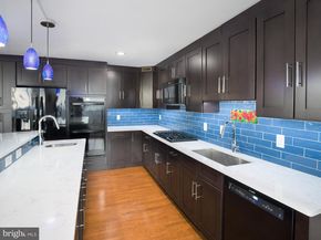 3900 Ford Road 21E, Philadelphia PA 19131