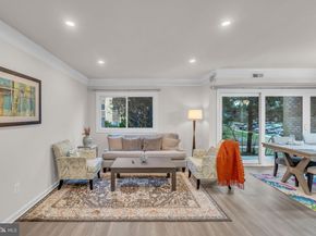 2910 Kings Chapel Road 5, Falls Church VA 22042