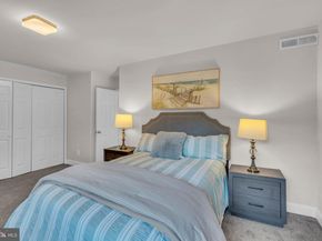 2910 Kings Chapel Road 5, Falls Church VA 22042