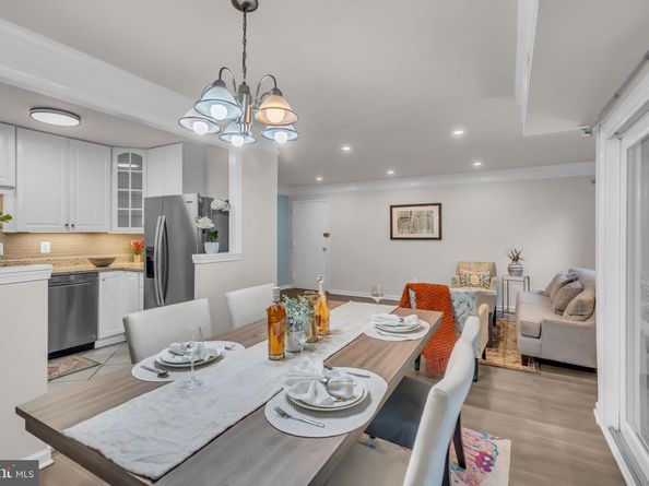 2910 Kings Chapel Road 5, Falls Church VA 22042