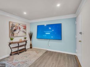 2910 Kings Chapel Road 5, Falls Church VA 22042