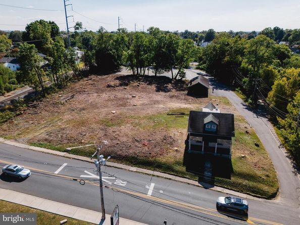 610 N Swarthmore Avenue, Ridley Park PA 19078