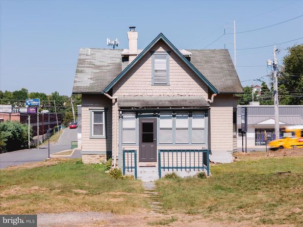 610 N Swarthmore Avenue, Ridley Park PA 19078