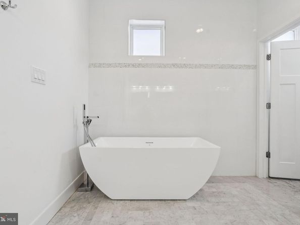 1419 Orange Street, Philadelphia PA 19125