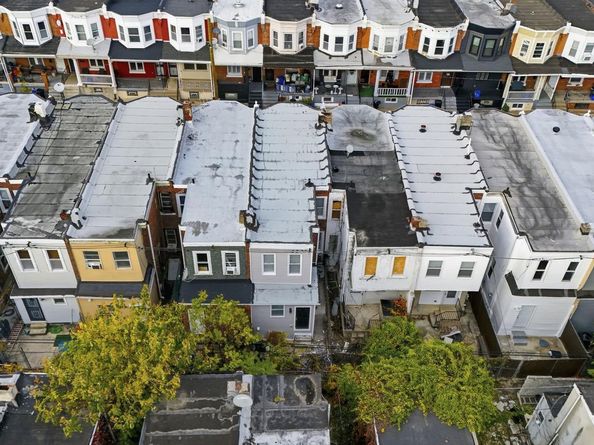 5542 Pemberton Street, Philadelphia PA 19143