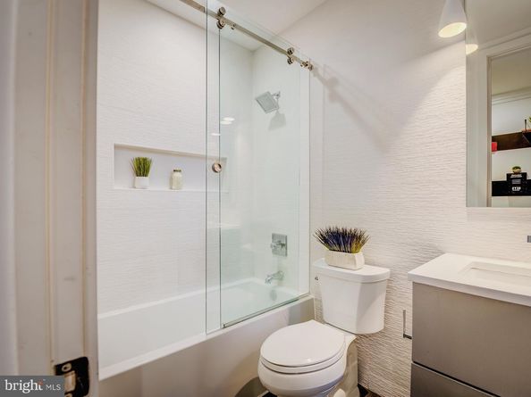 3527 14TH Street NW 2, Washington DC 20010