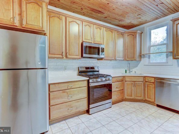 112 Vassar Street, Philadelphia PA 19128