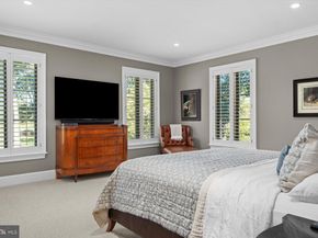 6220 Sheaff Lane, Fort Washington PA 19034