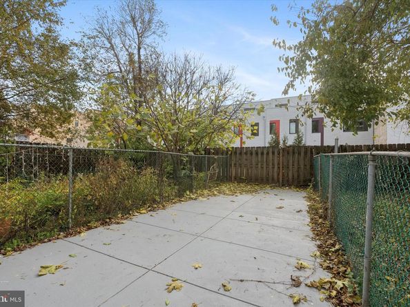 428 E Thompson Street, Philadelphia PA 19125