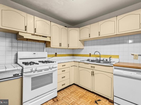 418 Patrick Lane, Herndon VA 20170