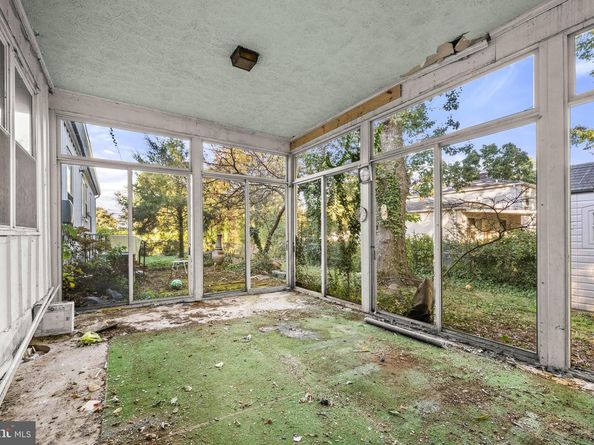 418 Patrick Lane, Herndon VA 20170