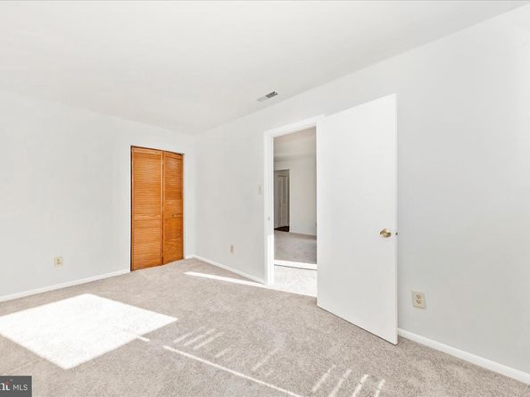 3316 Woodburn Village Drive 12, Annandale VA 22003