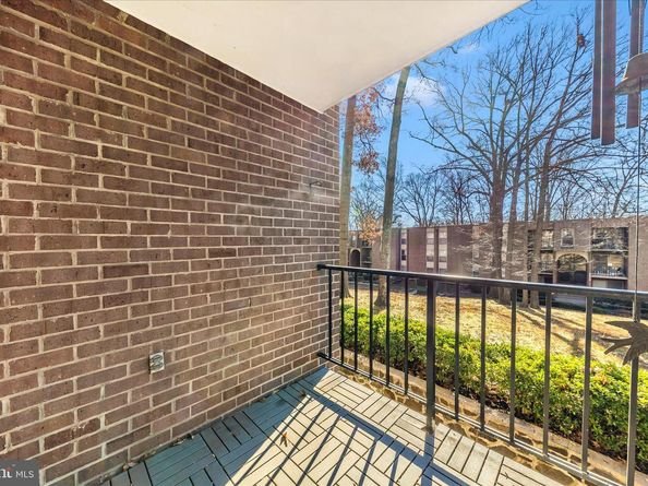 3316 Woodburn Village Drive 12, Annandale VA 22003